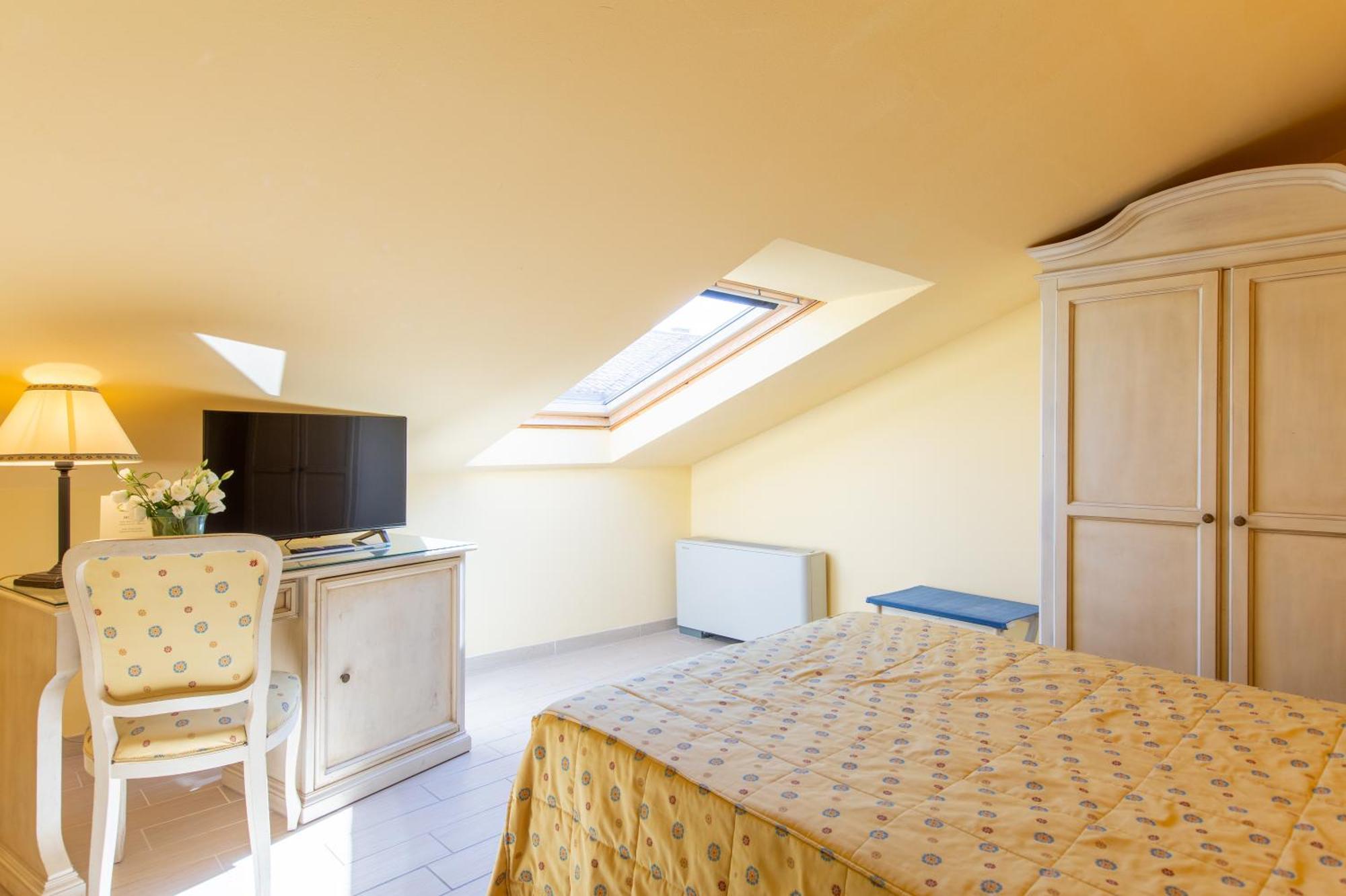 Hotel Sant'Andrea Равена Екстериор снимка