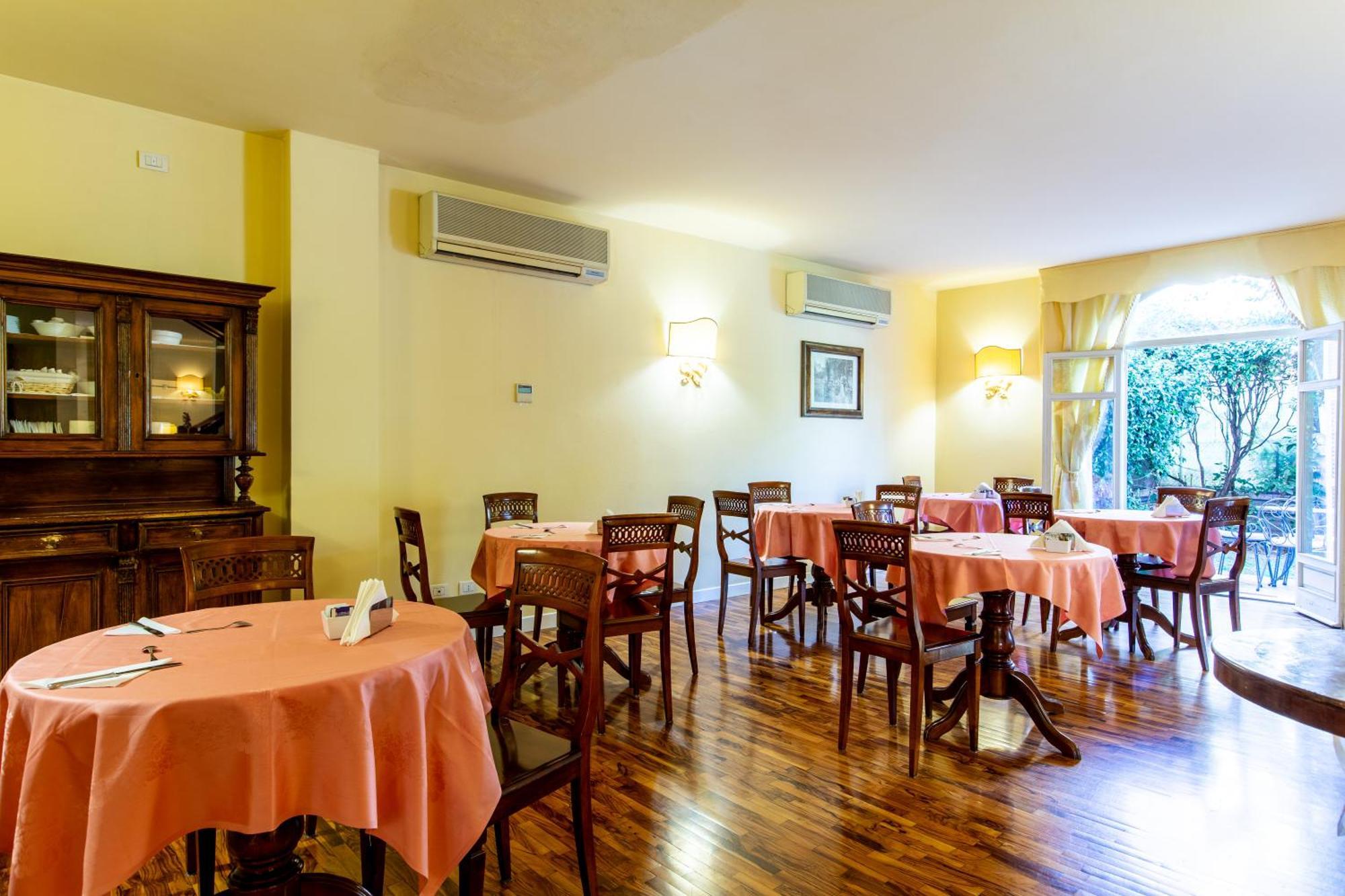 Hotel Sant'Andrea Равена Екстериор снимка