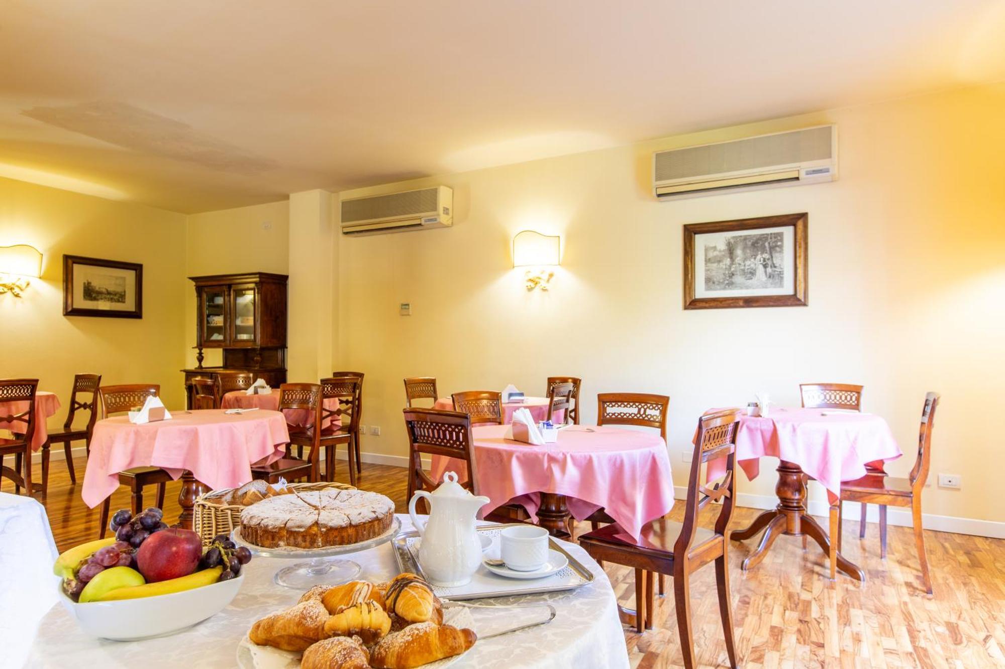 Hotel Sant'Andrea Равена Екстериор снимка
