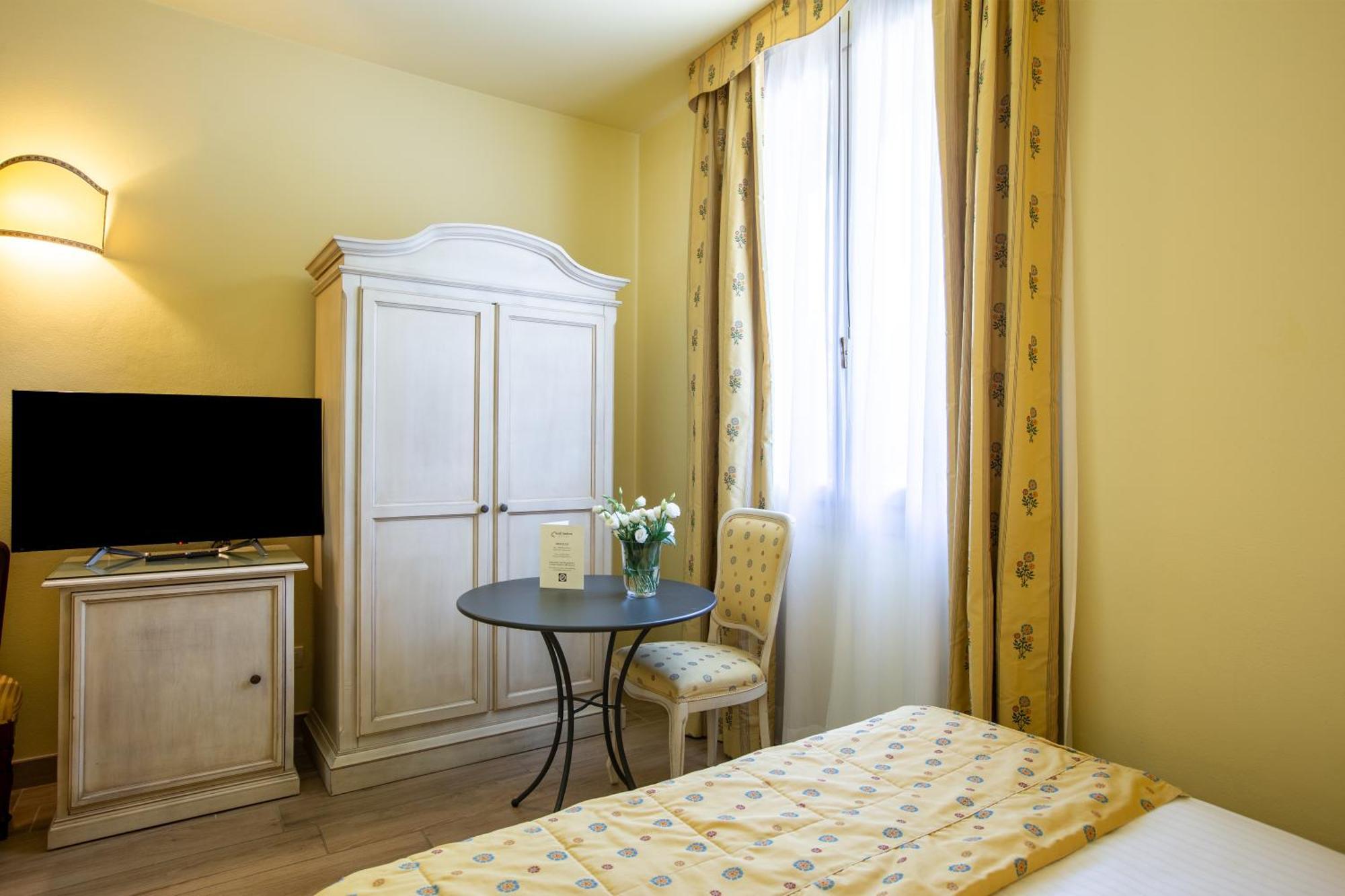 Hotel Sant'Andrea Равена Екстериор снимка