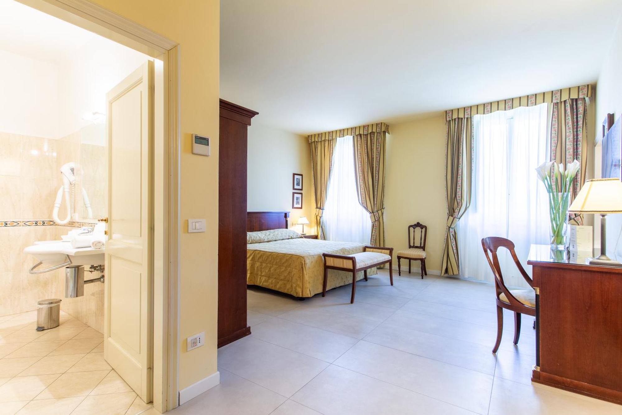 Hotel Sant'Andrea Равена Екстериор снимка
