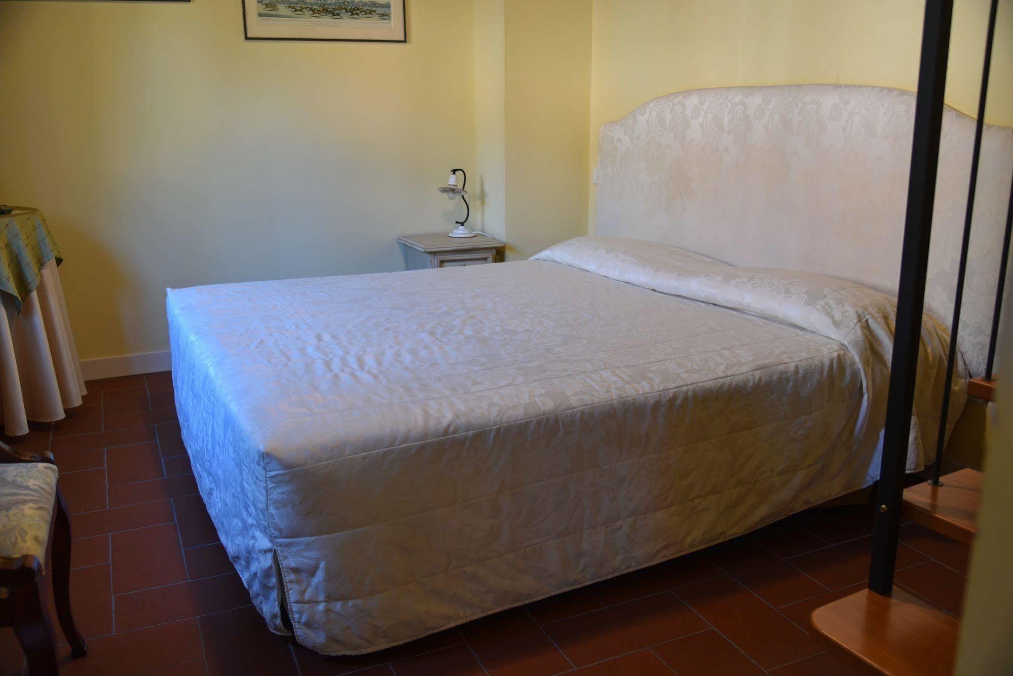 Hotel Sant'Andrea Равена Екстериор снимка